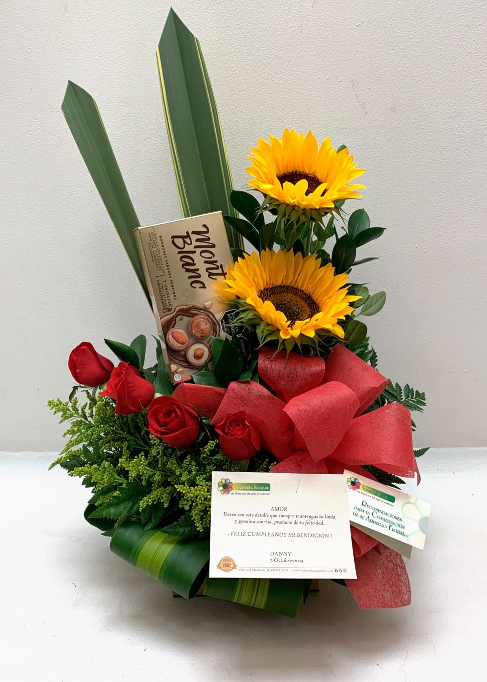 FC02 Arreglo Floral de Cumpleaños Floristería Jacqueline