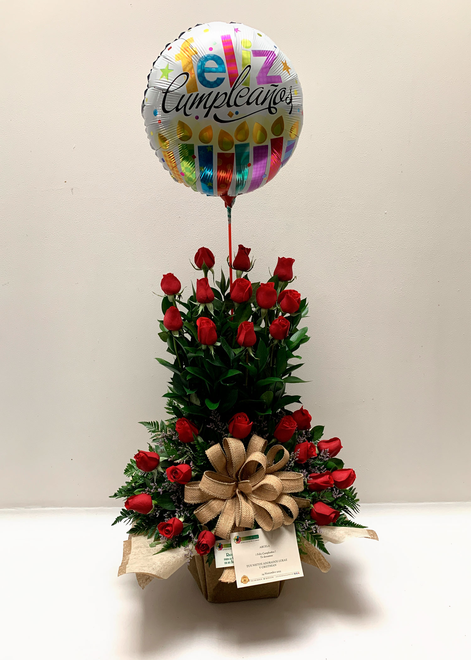 FC28 Arreglo Floral de Cumpleaños