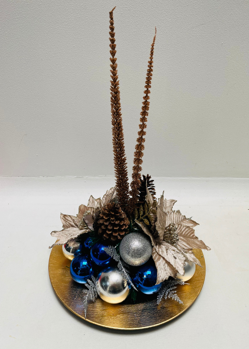 N08 Arreglo Floral de Navidad