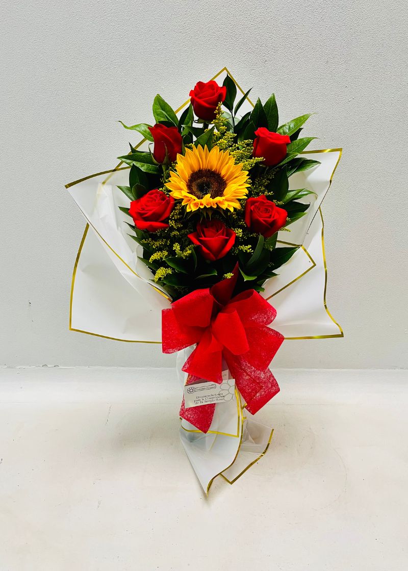 Arreglo floral de amor 09 - Floristería Jacqueline Medellín